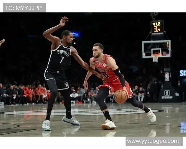 公牛击败篮网，拉文砍下40+5：赛季最佳表现的精彩瞬间